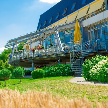 Stausee-hotel メッツィンゲン