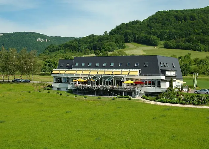 فندق - ستاوسي ميتسنغن