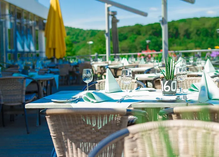 فندق - ستاوسي ميتسنغن